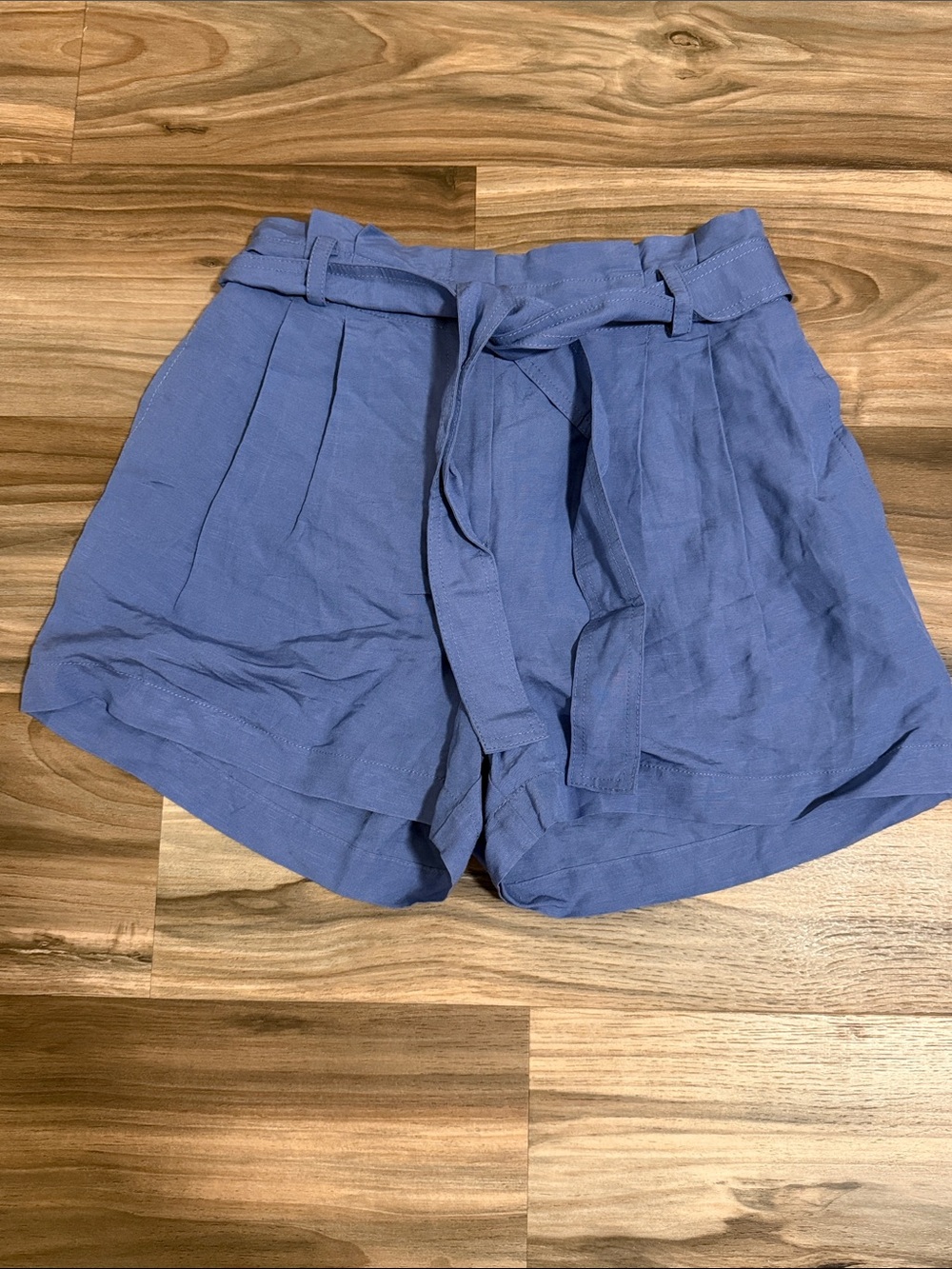 NWT Ann Taylor Women's 6 Linen Blend High Waist Pleated Paper Bag Shorts Blue